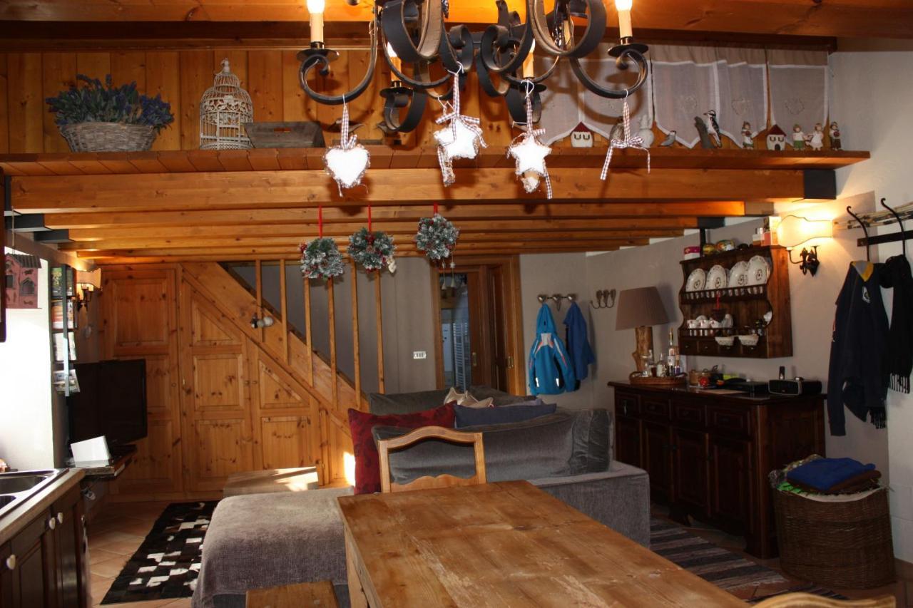 Appartamenti Vista Monte Bianco Courmayeur-Entreves ภายนอก รูปภาพ