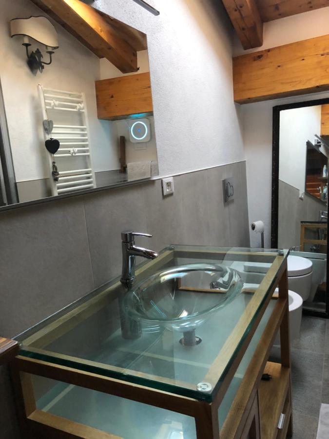 Appartamenti Vista Monte Bianco Courmayeur-Entreves ภายนอก รูปภาพ