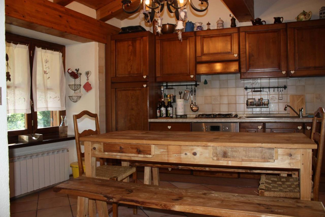 Appartamenti Vista Monte Bianco Courmayeur-Entreves ภายนอก รูปภาพ